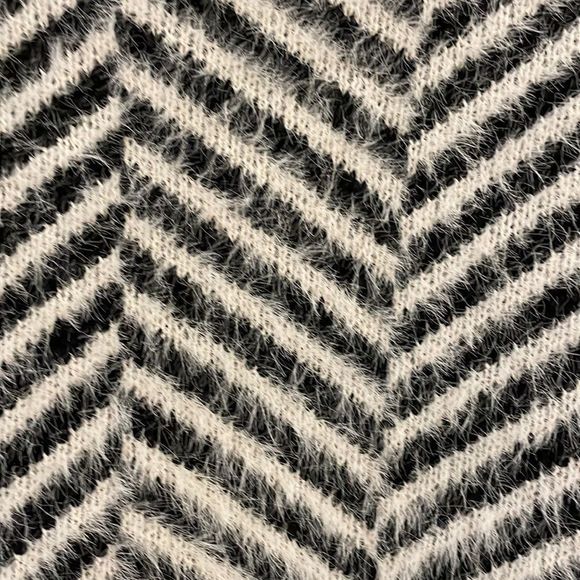 NWOT Heavy Cardigan-M - Picture 3 of 6